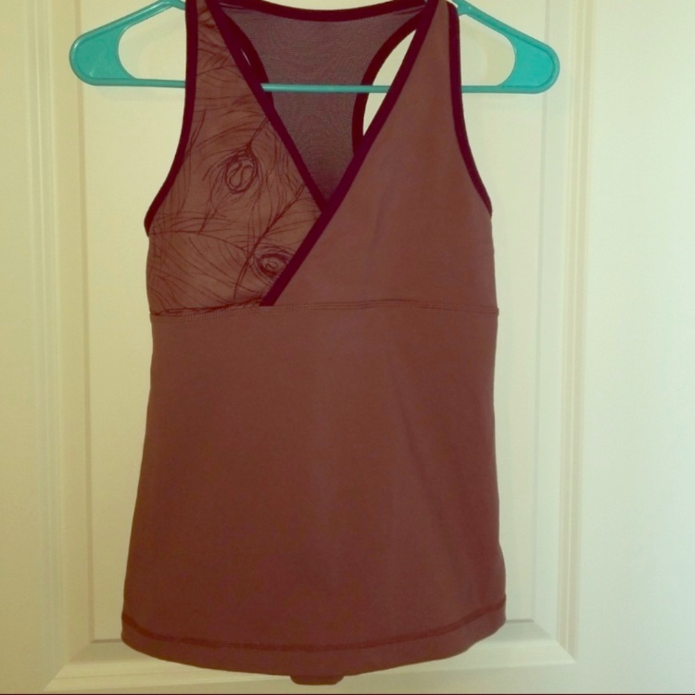 Lululemon light purple tank size 8